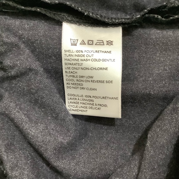 UO Silence + Noise Vegan Leather Shorts - Picture 4 of 4